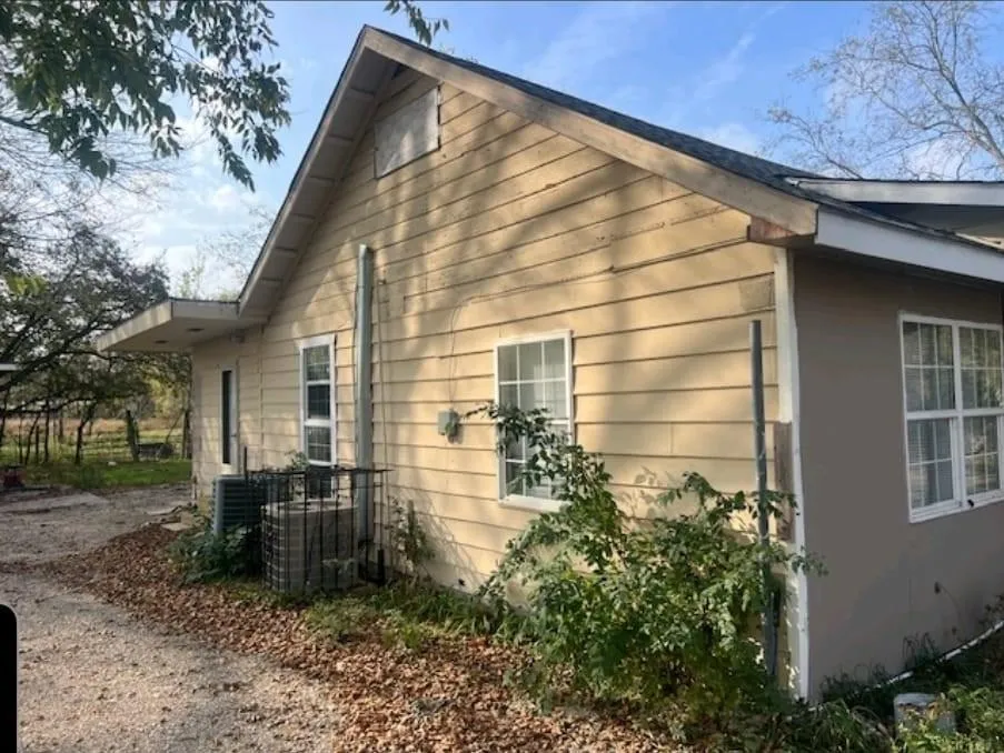 11424 Spence Lane Balch Springs, TX 75180