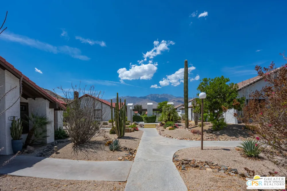 2487 S Gene Autry Trail #A Palm Springs, CA 92264