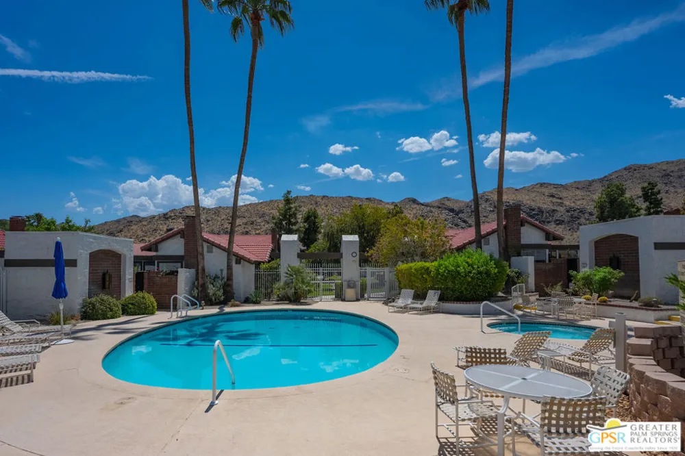 2487 S Gene Autry Trail #A Palm Springs, CA 92264