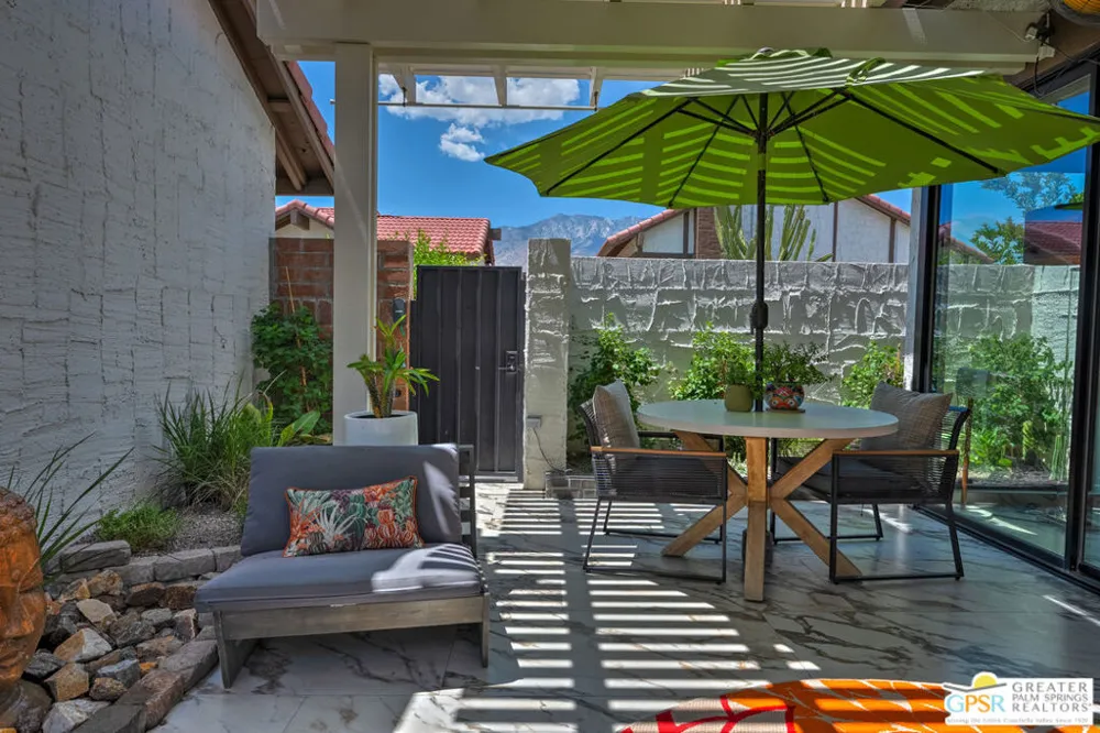 2487 S Gene Autry Trail #A Palm Springs, CA 92264