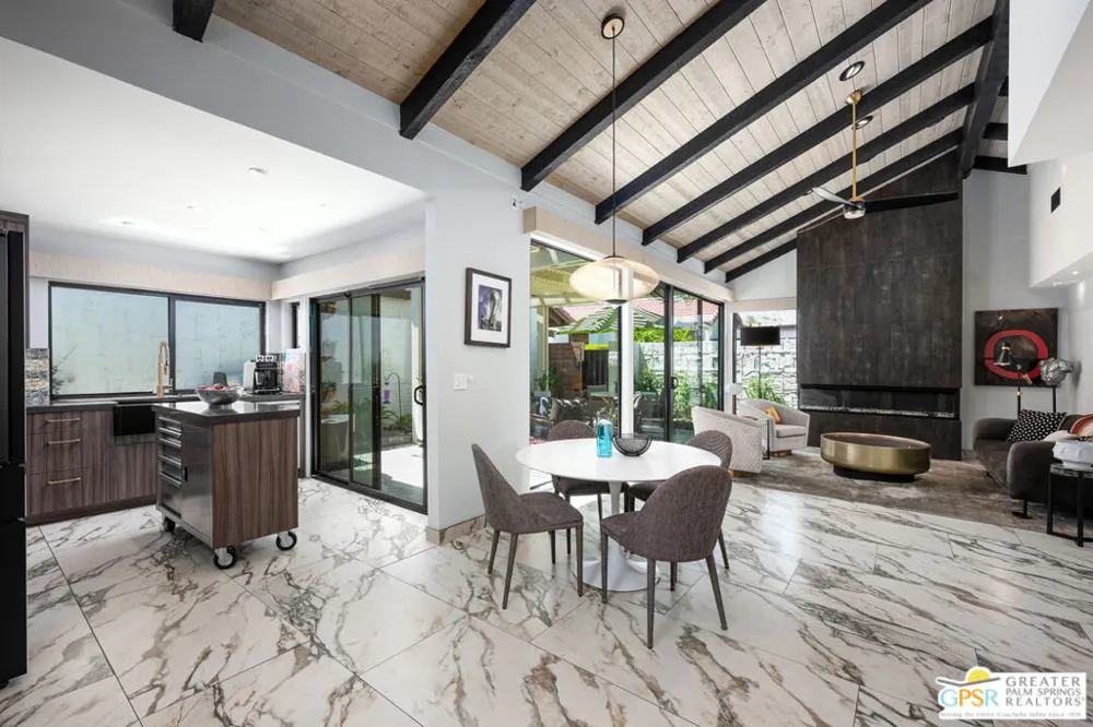 2487 S Gene Autry Trail #A Palm Springs, CA 92264