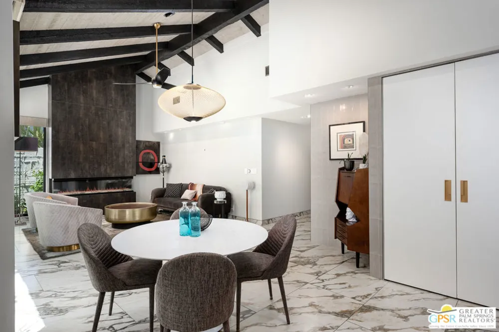 2487 S Gene Autry Trail #A Palm Springs, CA 92264