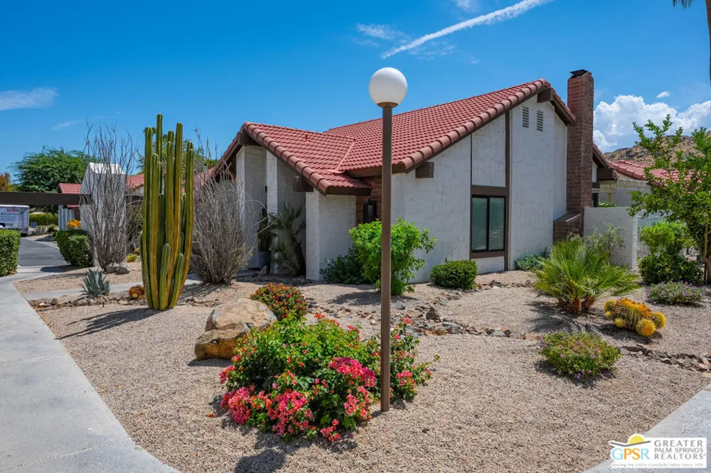 2487 S Gene Autry Trail #A Palm Springs, CA 92264