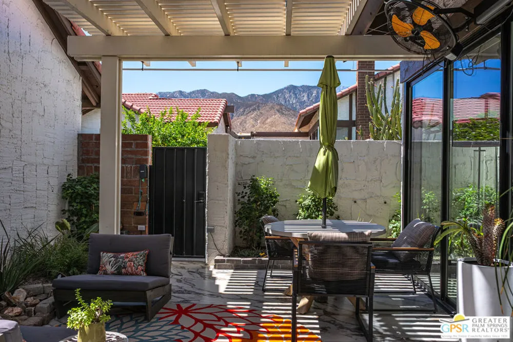 2487 S Gene Autry Trail #A Palm Springs, CA 92264
