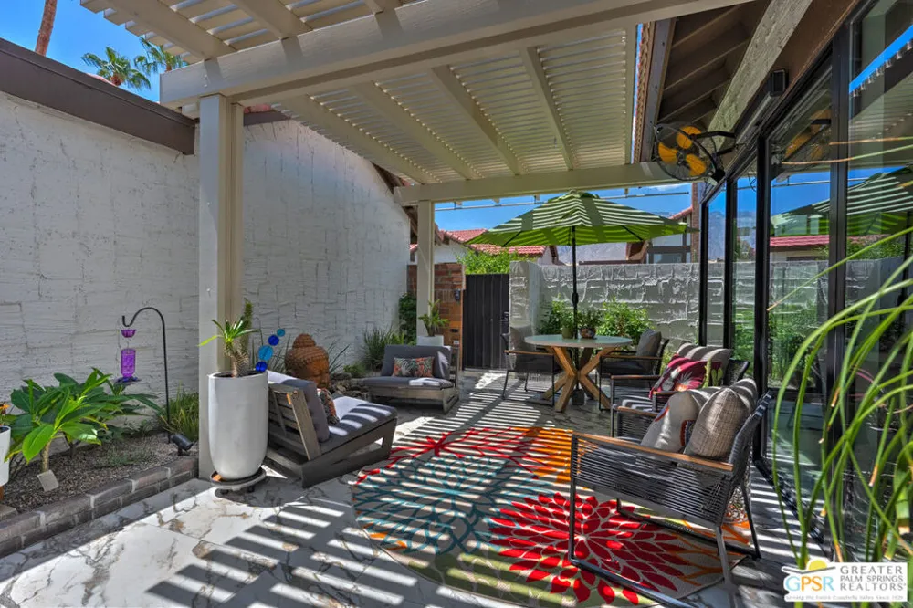 2487 S Gene Autry Trail #A Palm Springs, CA 92264