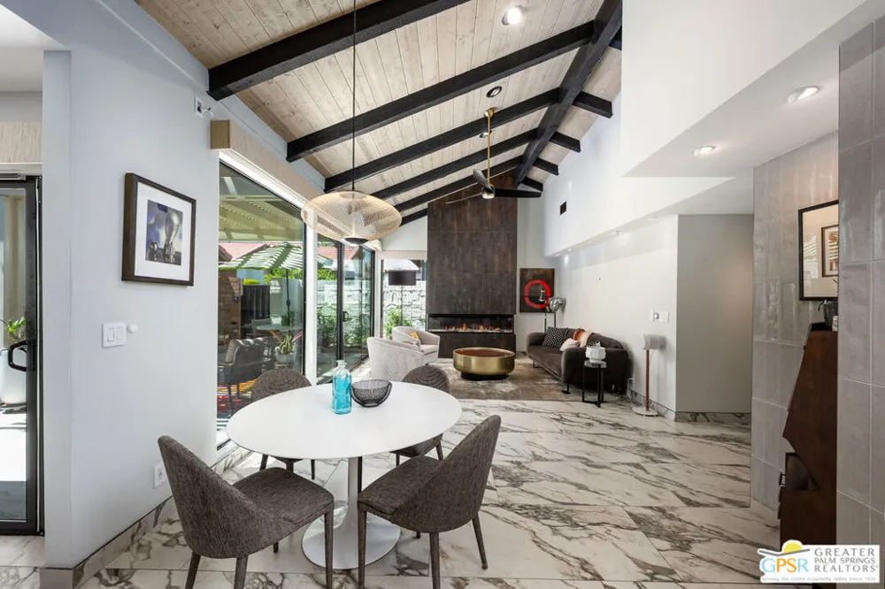 2487 S Gene Autry Trail #A Palm Springs, CA 92264