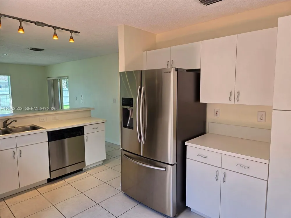 14246 SW 162nd St Miami, FL 33177