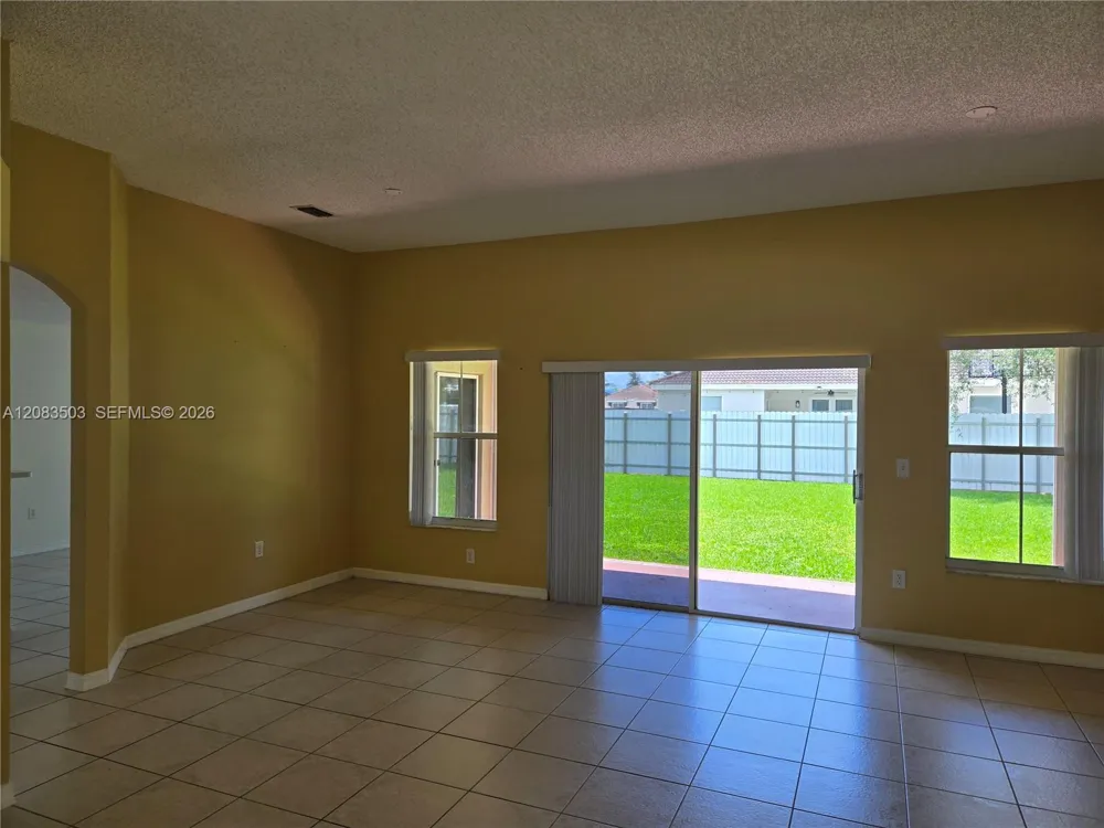 14246 SW 162nd St Miami, FL 33177