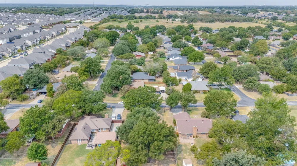 1909 Oak Hill Drive Corinth, TX 76210