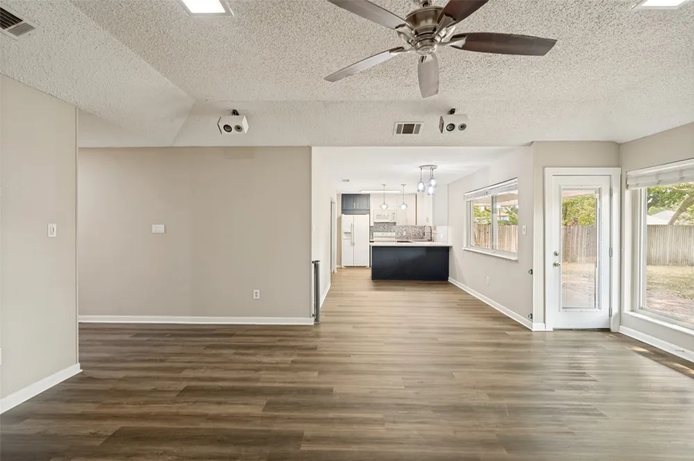 1909 Oak Hill Drive Corinth, TX 76210