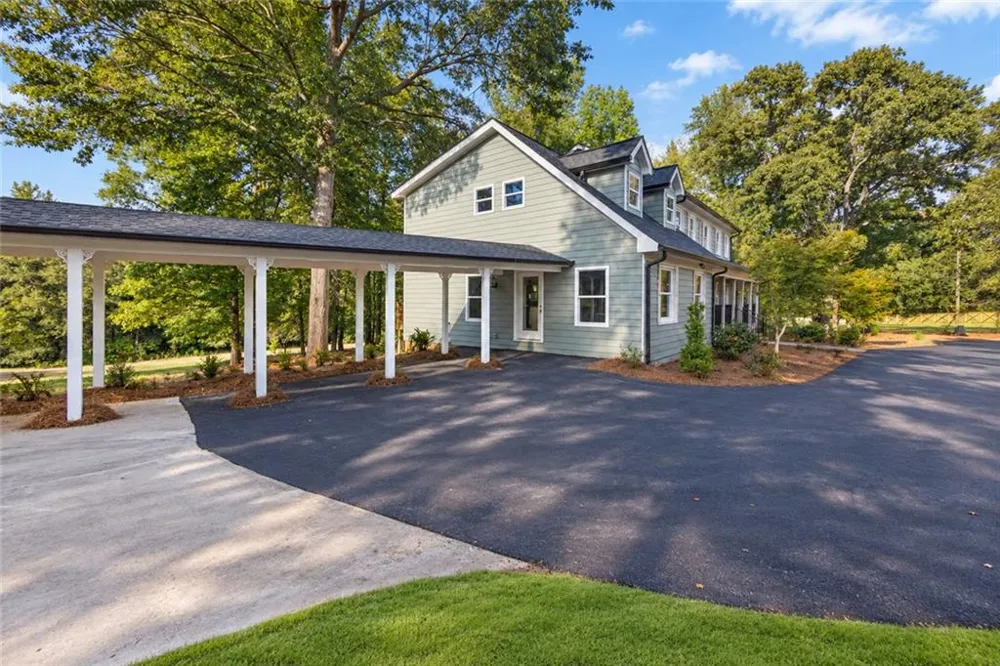 287 Rising Star Road Fayetteville, GA 30215