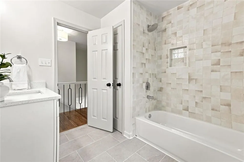 287 Rising Star Road Fayetteville, GA 30215