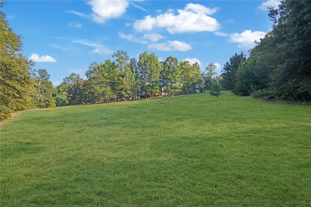 287 Rising Star Road Fayetteville, GA 30215
