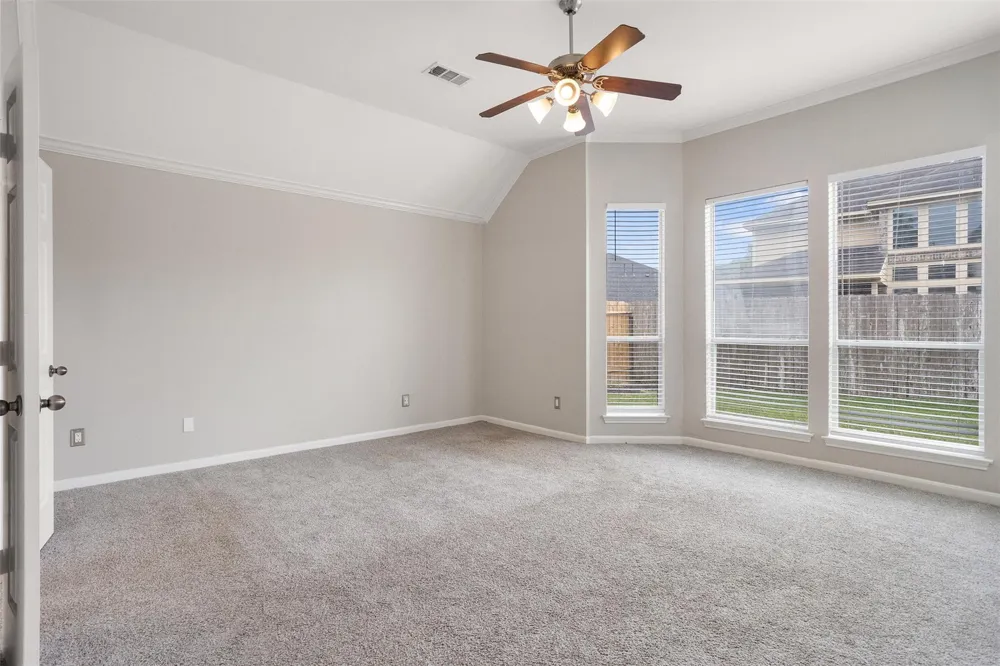 6111 Windsor Chase Lane League City, TX 77573