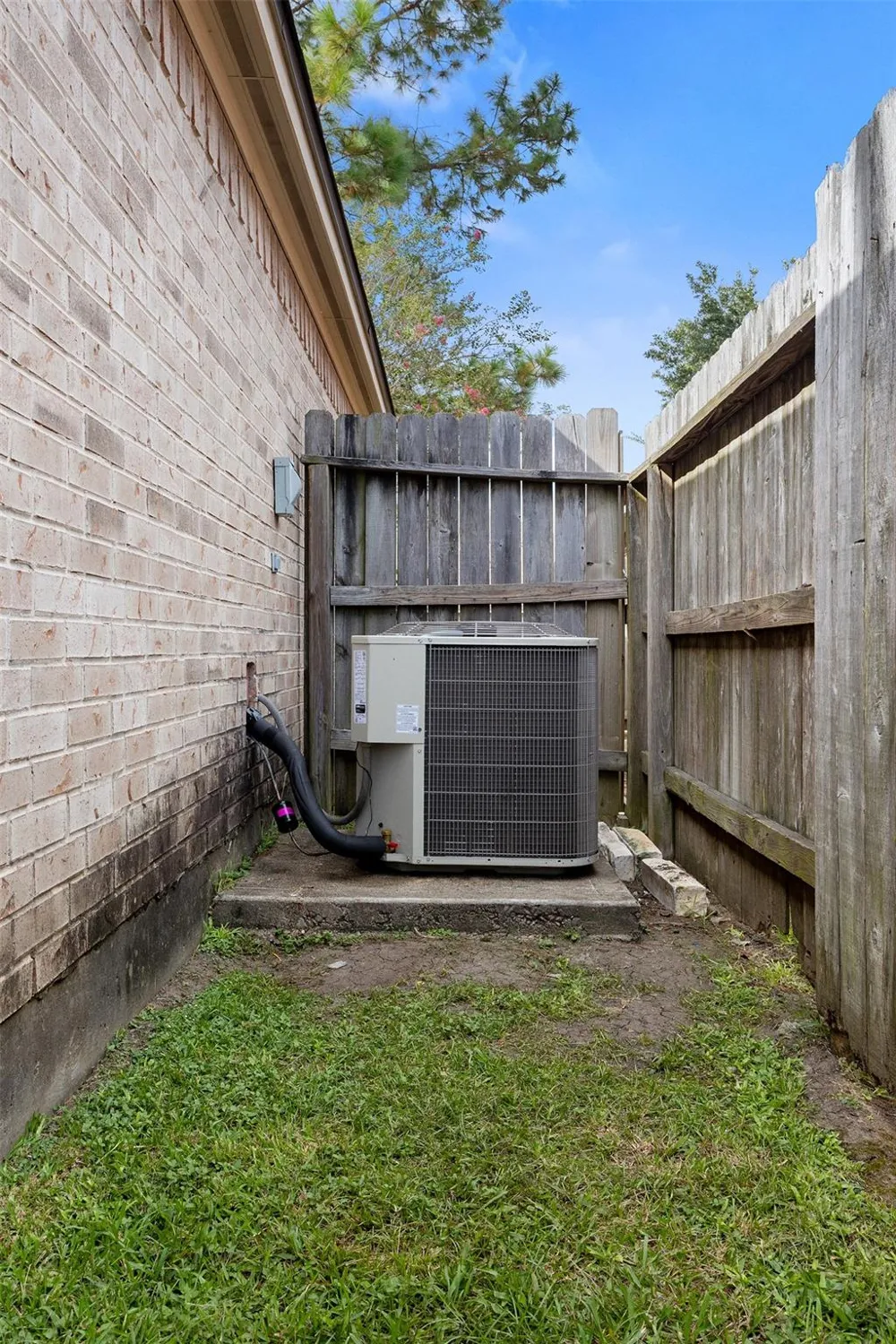 6111 Windsor Chase Lane League City, TX 77573