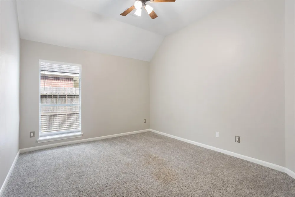 6111 Windsor Chase Lane League City, TX 77573