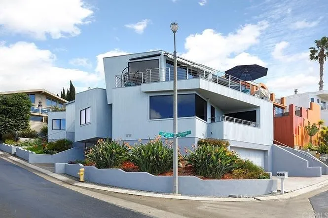 988 Acapulco Laguna Beach, CA 92651