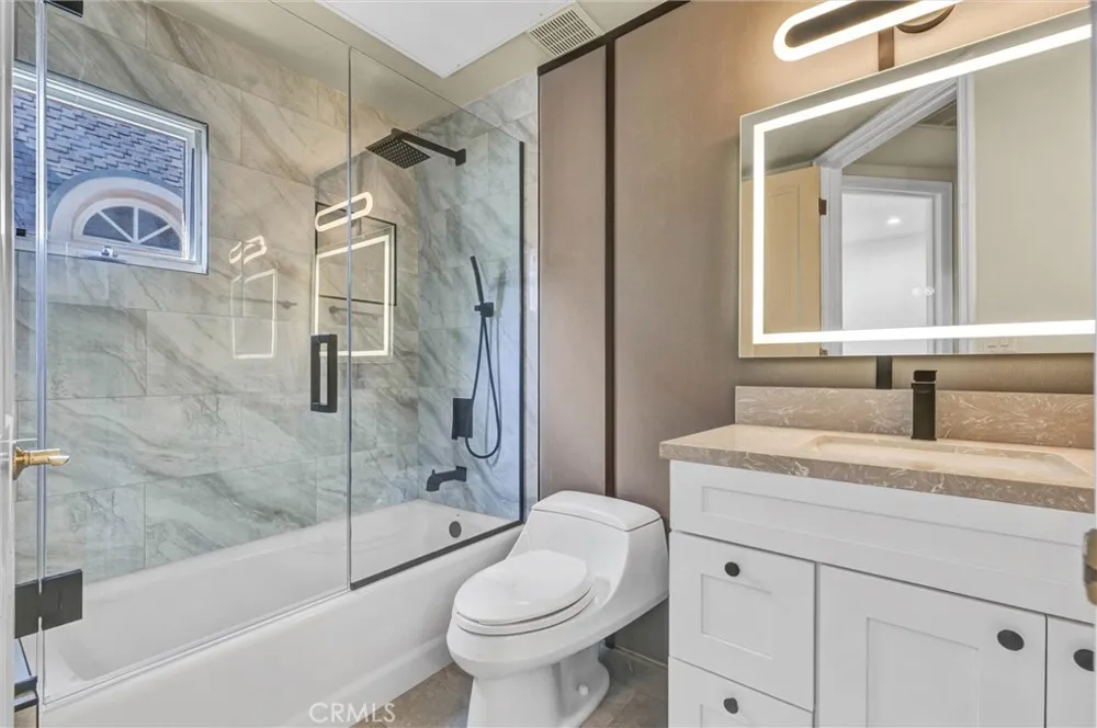 309 Almont Drive Beverly Hills, CA 90211
