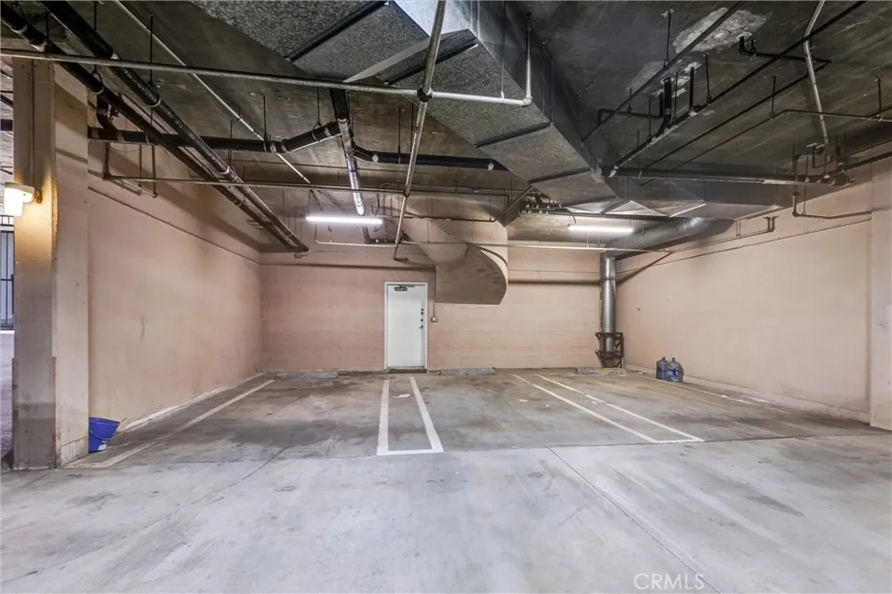 309 Almont Drive Beverly Hills, CA 90211