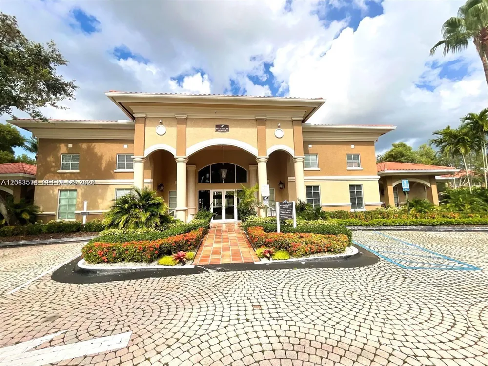 11631 SW 2nd St #20104 Pembroke Pines, FL 33025
