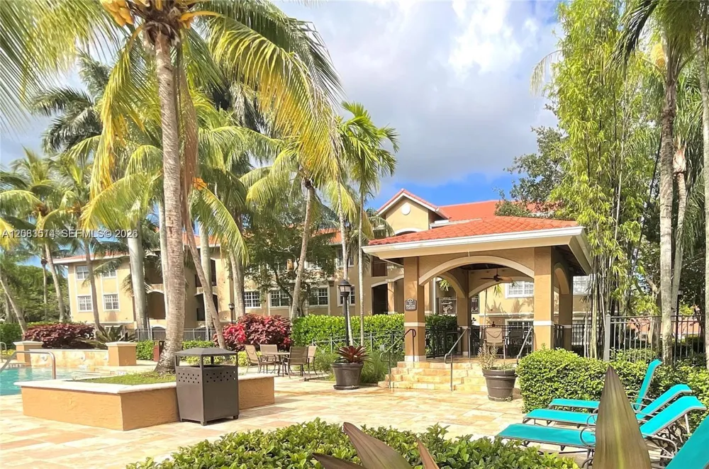 11631 SW 2nd St #20104 Pembroke Pines, FL 33025