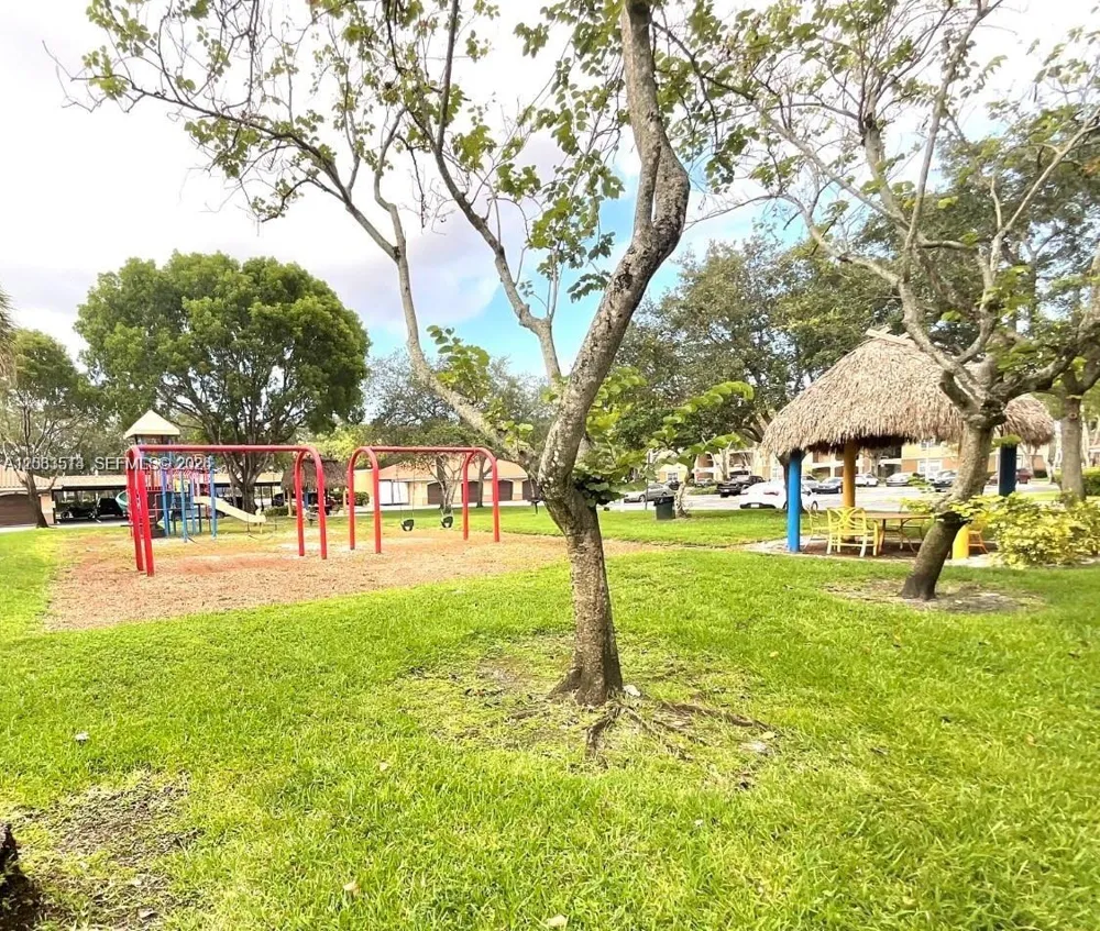11631 SW 2nd St #20104 Pembroke Pines, FL 33025