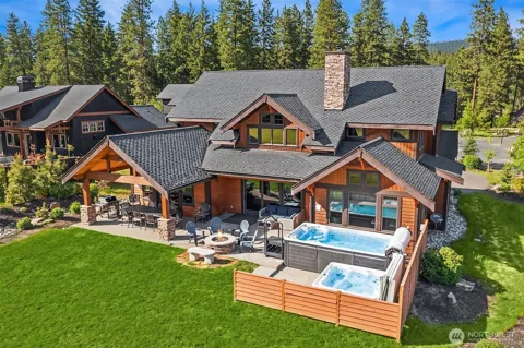 390 Tipple Hill Loop