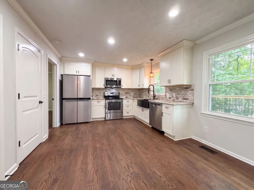 1394 Natchez TRCE SW Marietta, GA 30008