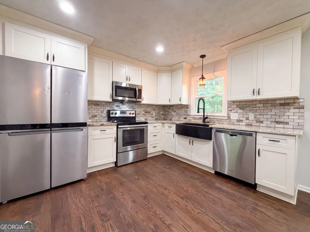 1394 Natchez TRCE SW Marietta, GA 30008