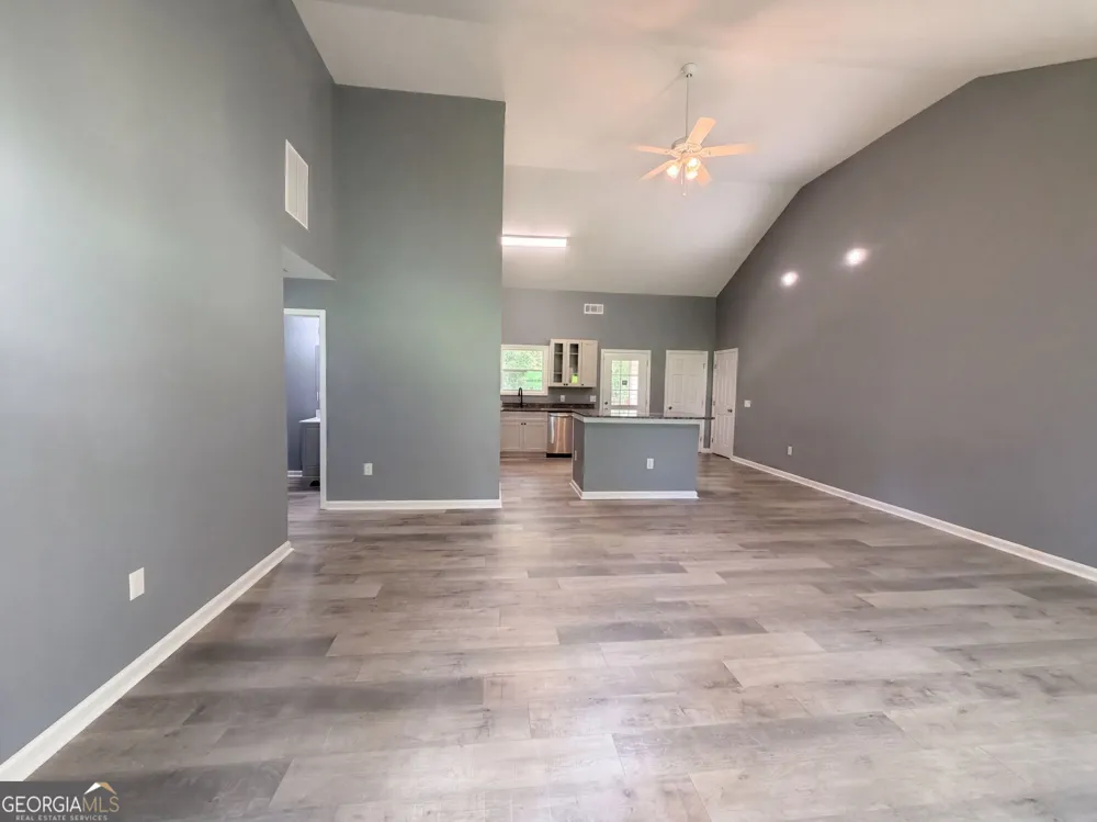201 Deerfield LN Carrollton, GA 30116