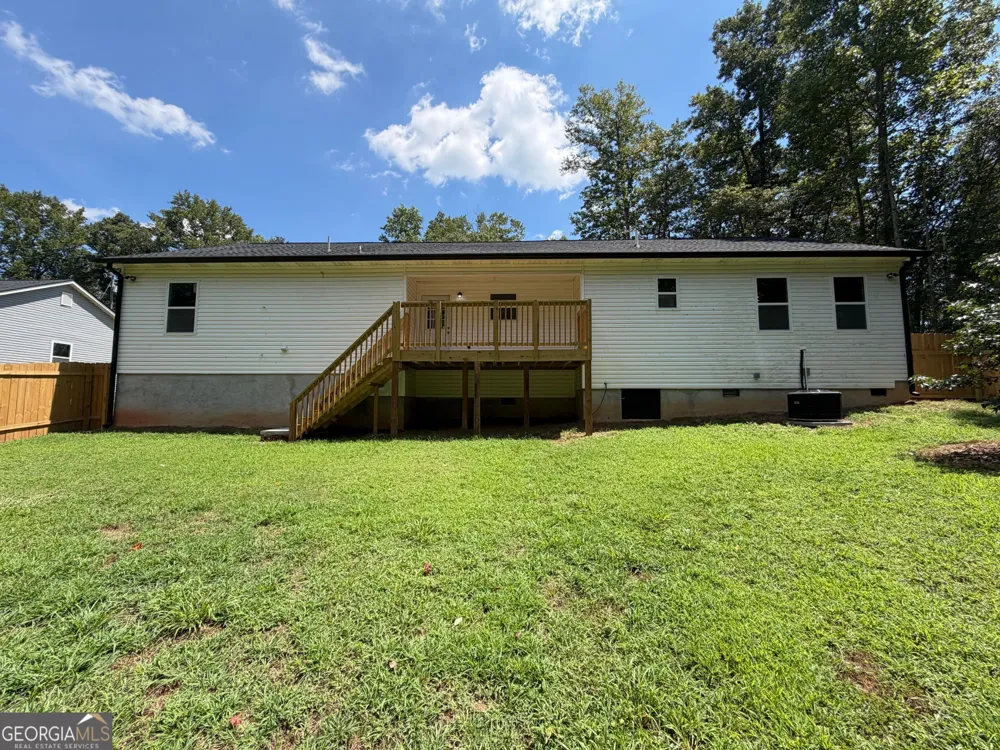 201 Deerfield LN Carrollton, GA 30116