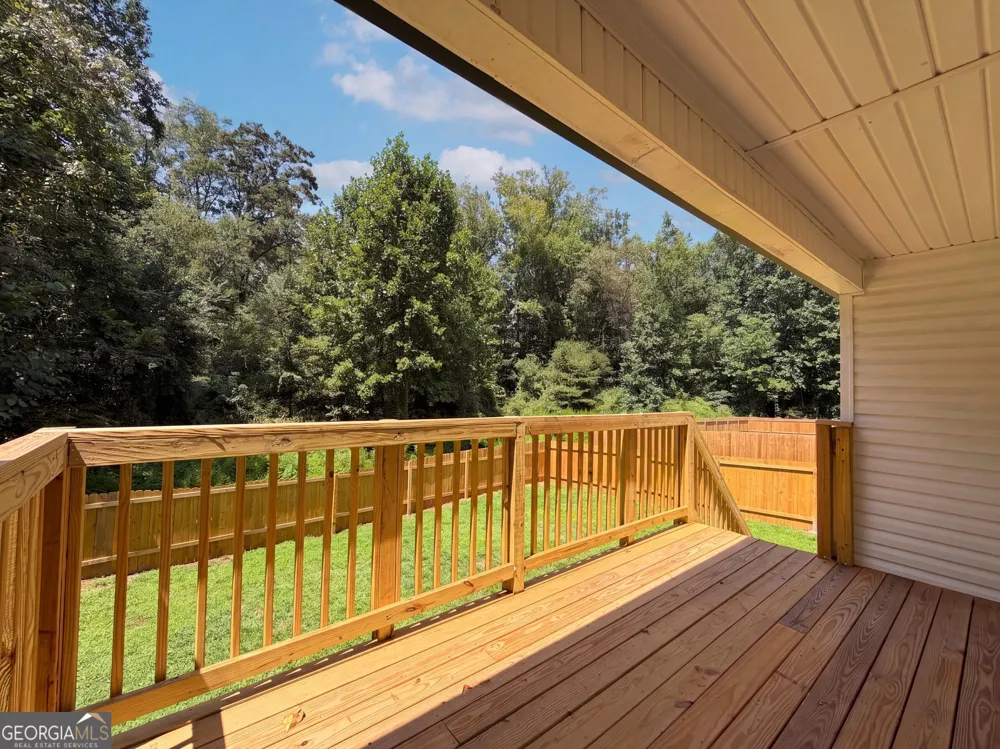 201 Deerfield LN Carrollton, GA 30116