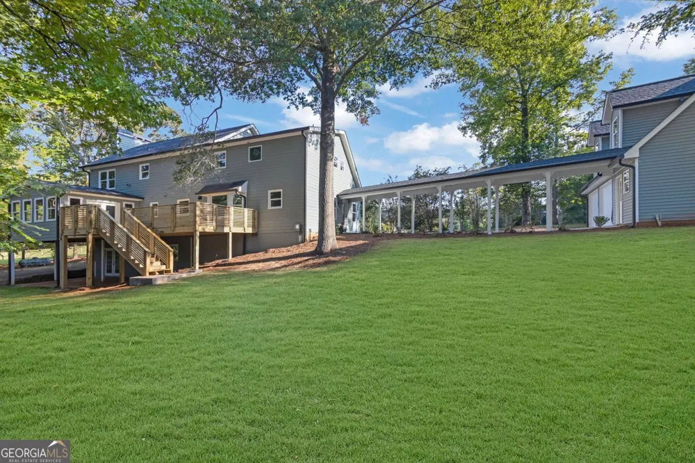 287 Rising Star RD Fayetteville, GA 30215