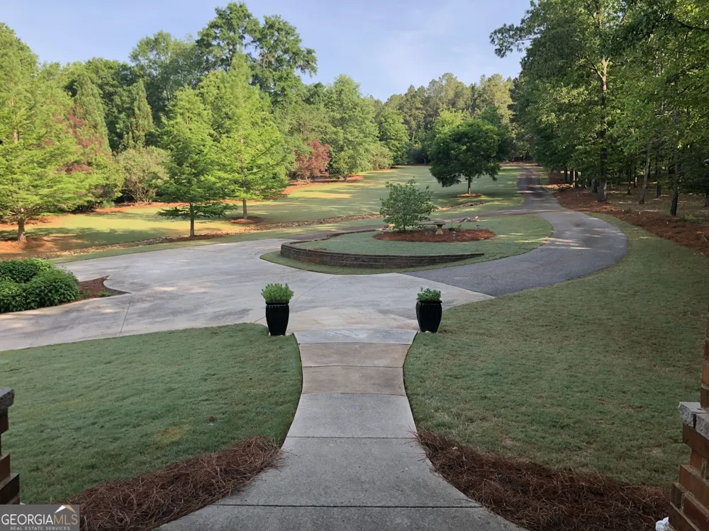 1171 River RUN Bishop, GA 30621