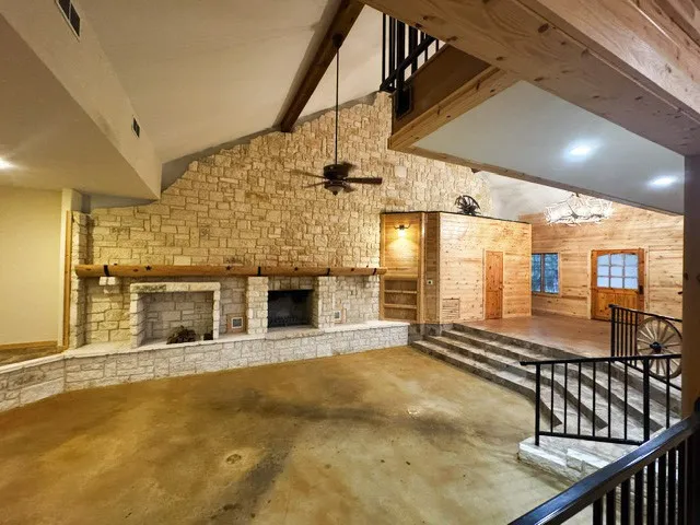 1173 Private Road 4011 Decatur, TX 76234