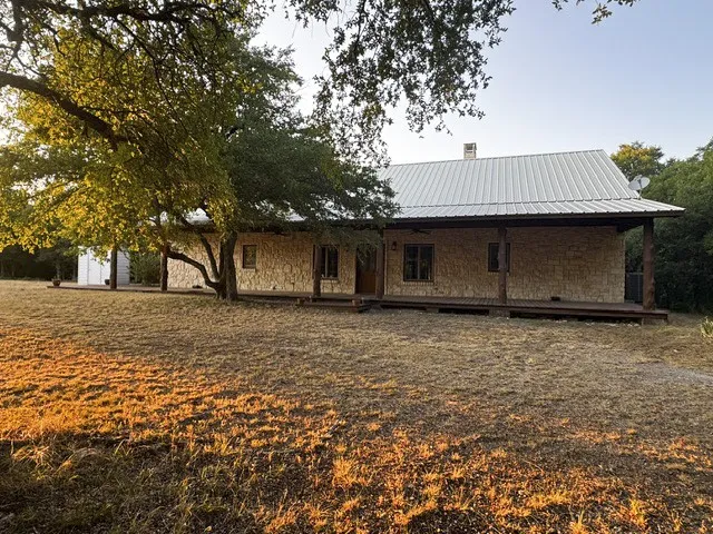 1173 Private Road 4011 Decatur, TX 76234