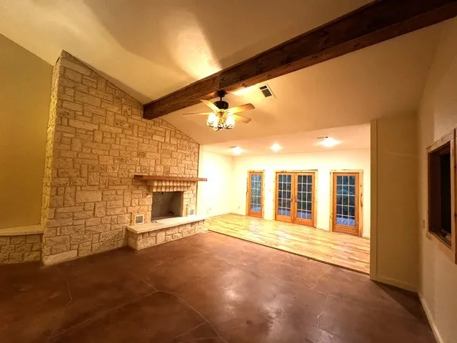 1173 Private Road 4011 Decatur, TX 76234