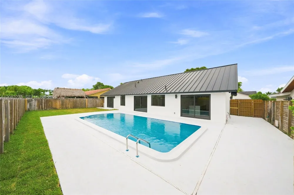 13300 SW 99th Ter Miami, FL 33186