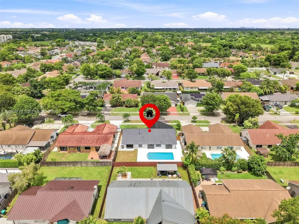 13300 SW 99th Ter Miami, FL 33186