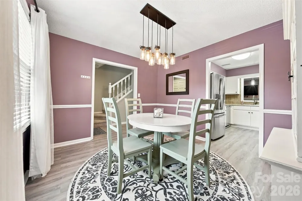 921 21st Avenue NE Hickory, NC 28601