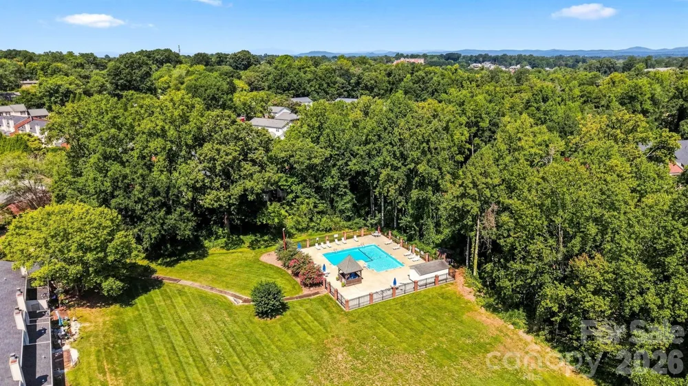 921 21st Avenue NE Hickory, NC 28601