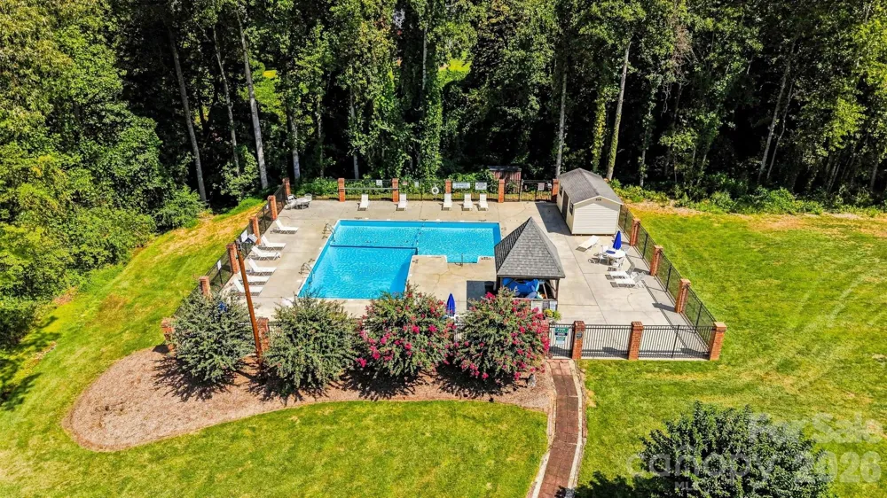 921 21st Avenue NE Hickory, NC 28601