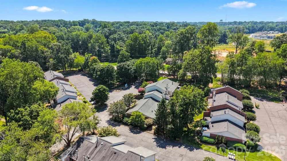 921 21st Avenue NE Hickory, NC 28601