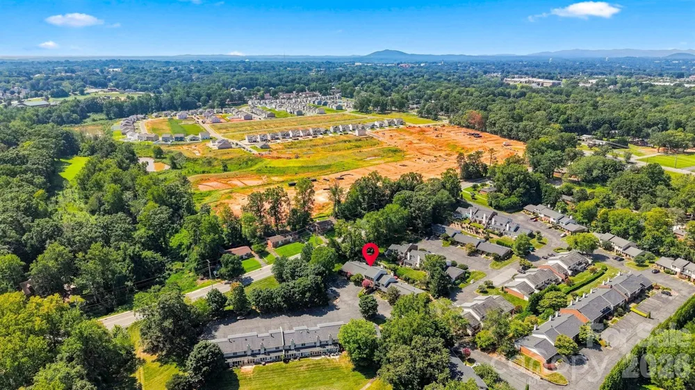 921 21st Avenue NE Hickory, NC 28601