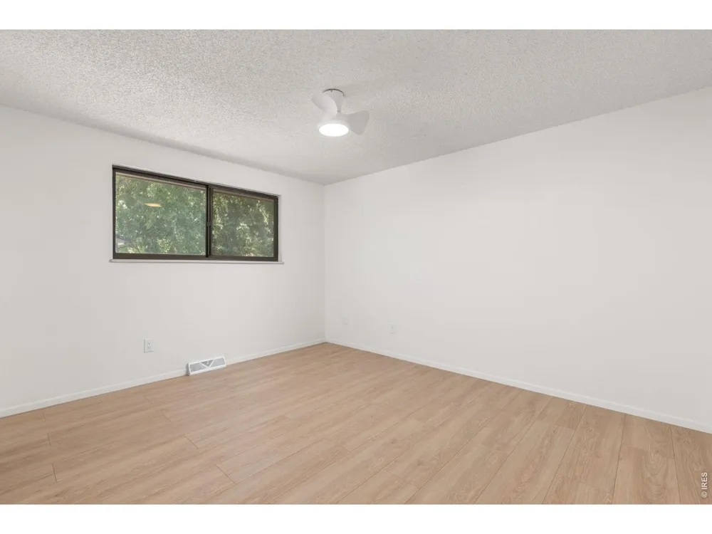 925 Bragg Place Longmont, CO 80501