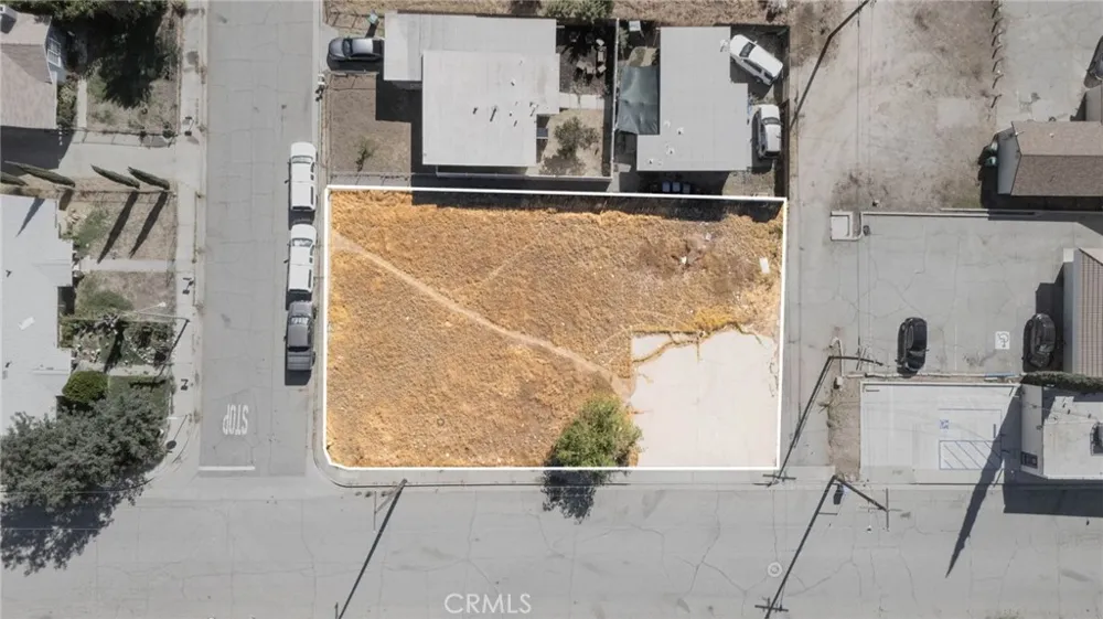 1174 W Hays St Banning, CA 92220
