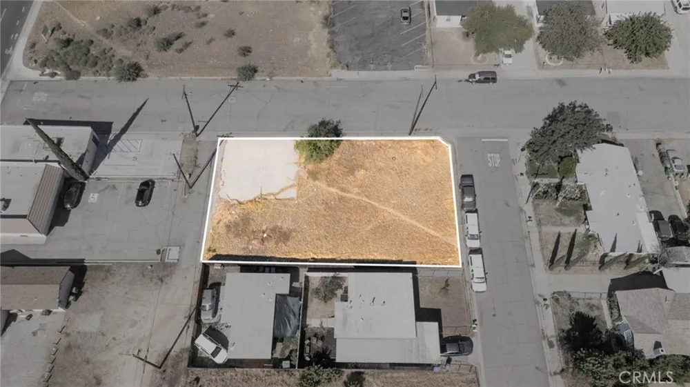 1174 W Hays St Banning, CA 92220
