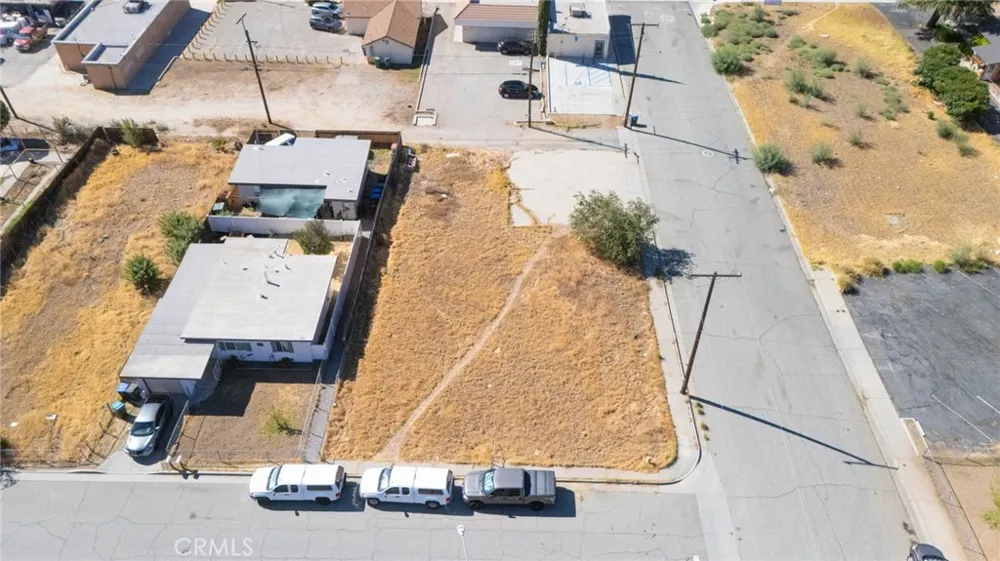 1174 W Hays St Banning, CA 92220
