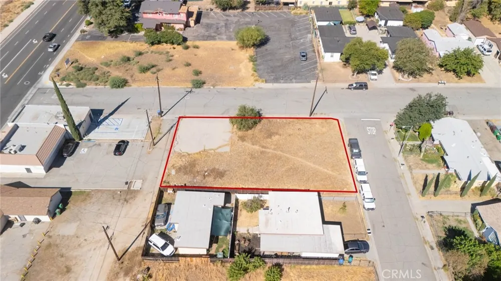 1174 W Hays St Banning, CA 92220