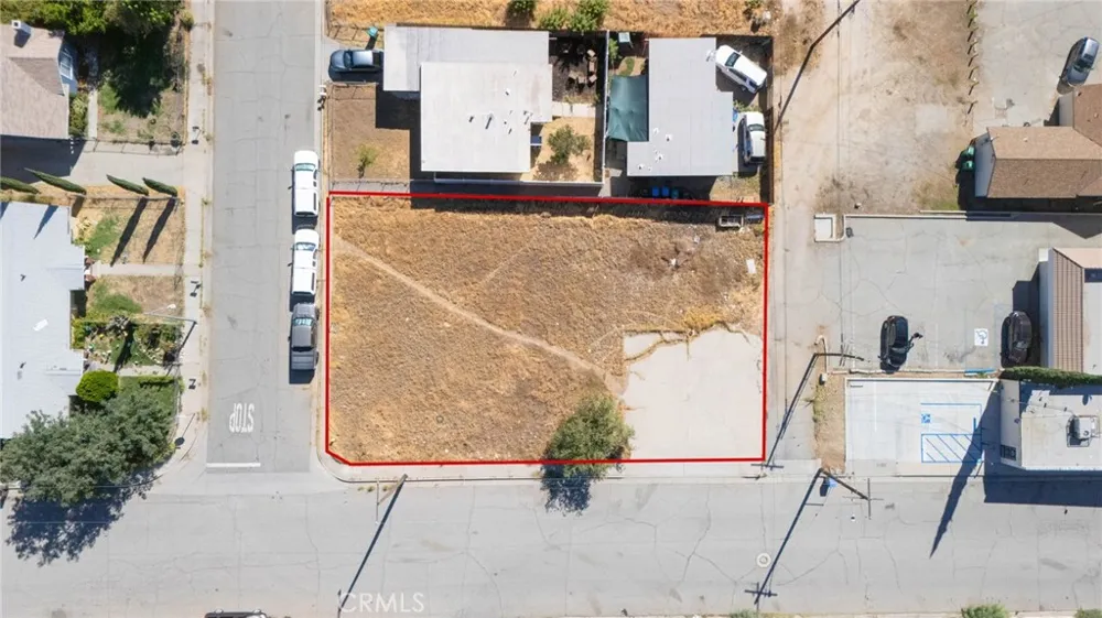 1174 W Hays St Banning, CA 92220